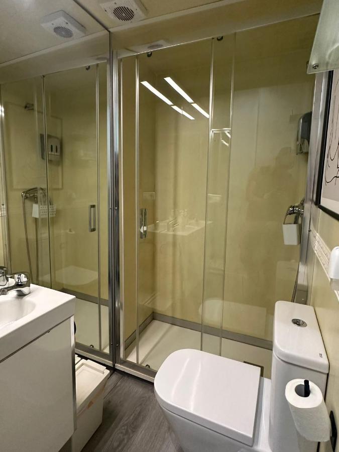 Apartamento 1 Hab En La Latina - Madrid Centro Exteriör bild