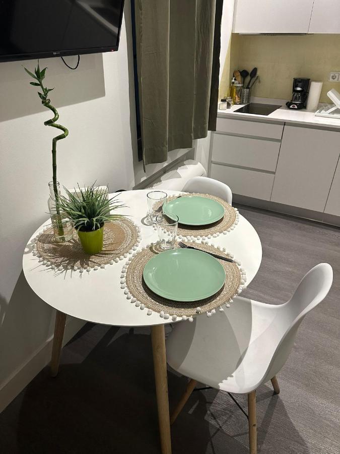 Apartamento 1 Hab En La Latina - Madrid Centro Exteriör bild