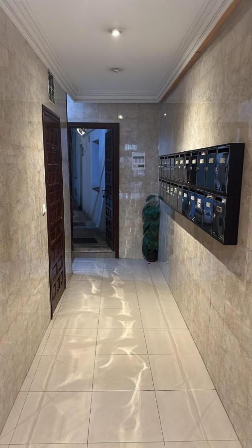 Apartamento 1 Hab En La Latina - Madrid Centro Exteriör bild
